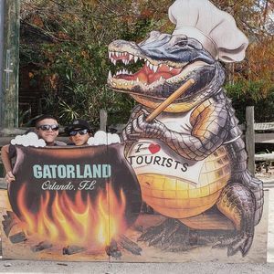 Meet your Posher, Jay